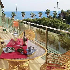 Apartment Alexandra's Beach-port, Badalona