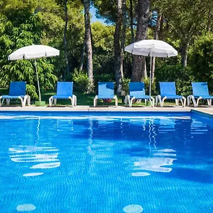 https://apartamentos-cala-murada-tennis.balearic-islands.net